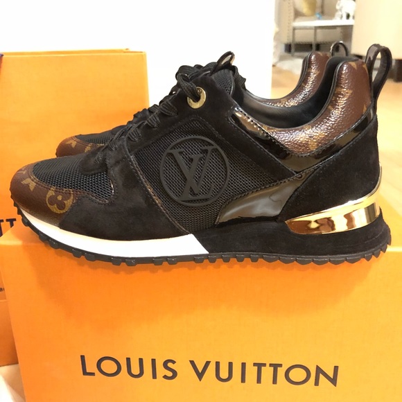 Louis Vuitton Run Away Sneaker Women’s Sz 7.0 - Picture 6 of 8